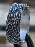 Stylish Crocodile Skin Band Ring